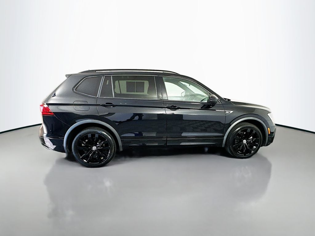 2021 Volkswagen Tiguan SE R-Line Black
