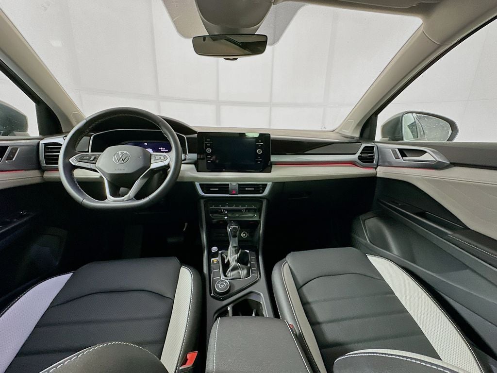 2026 Volkswagen Taos 1.5T SEL