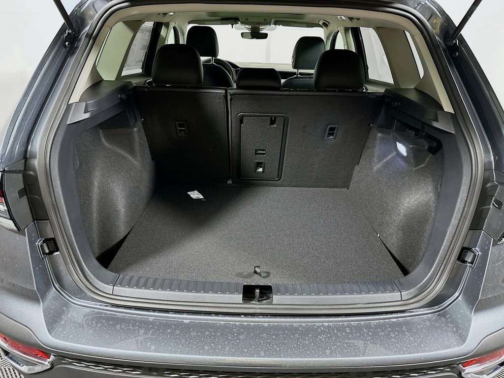 2026 Volkswagen Taos 1.5T SEL