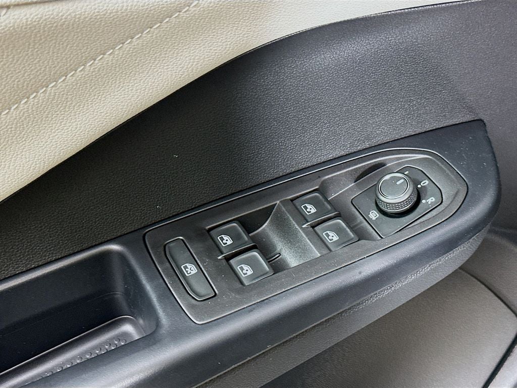 2026 Volkswagen Taos 1.5T SEL