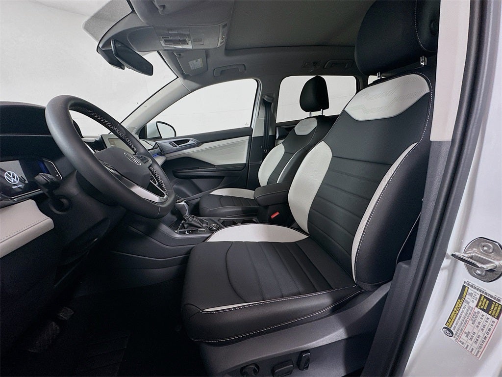 2025 Volkswagen Taos 1.5T SEL