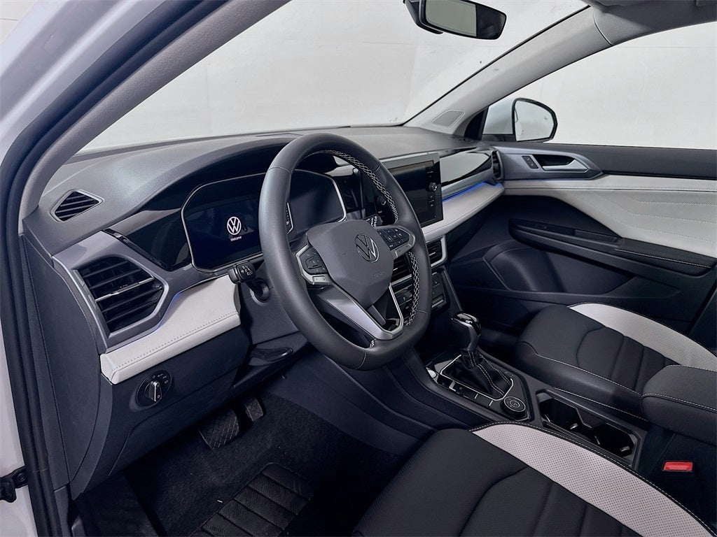 2025 Volkswagen Taos 1.5T SEL