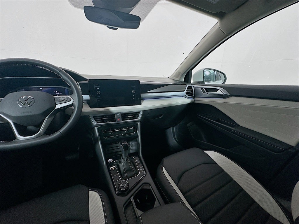 2025 Volkswagen Taos 1.5T SEL