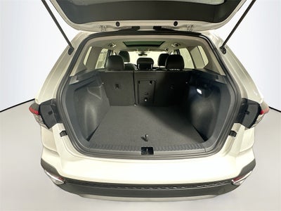 2025 Volkswagen Taos 1.5T SEL