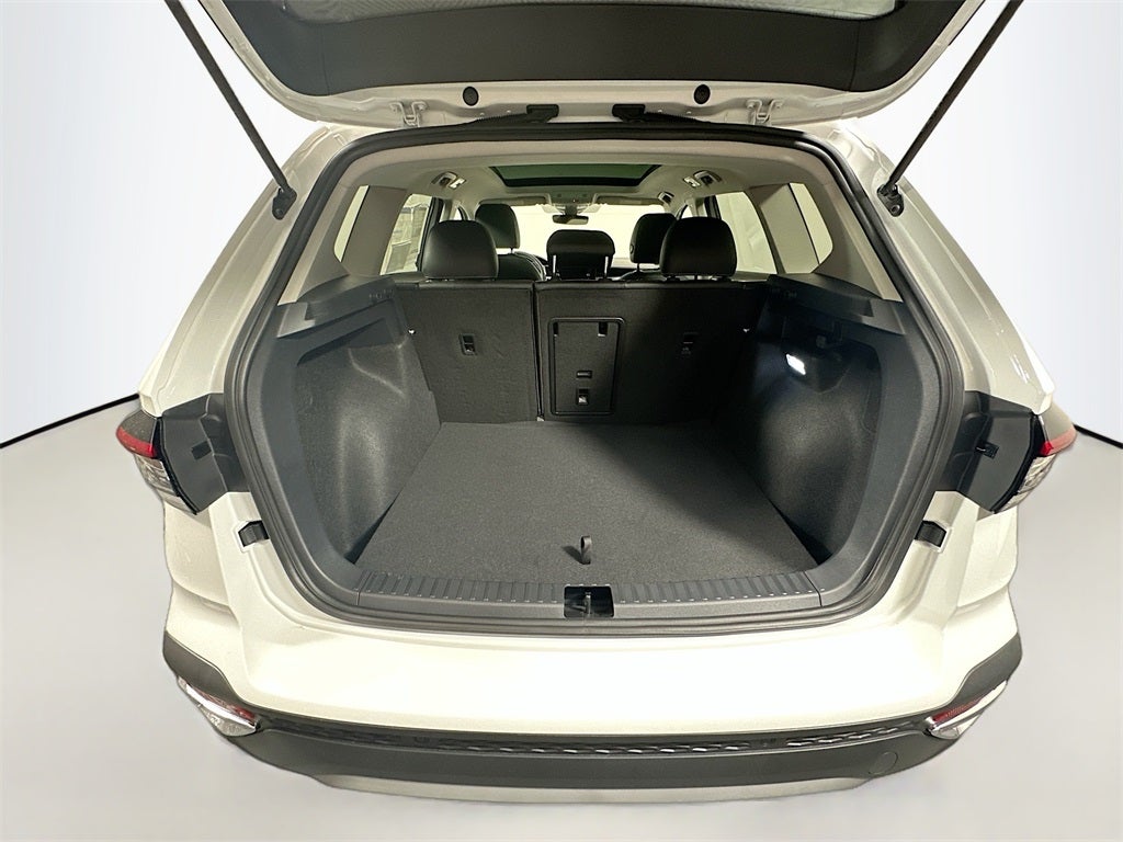 2025 Volkswagen Taos 1.5T SEL