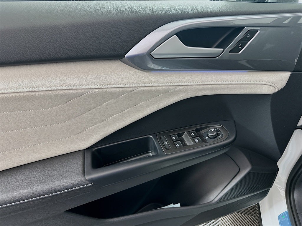 2025 Volkswagen Taos 1.5T SEL