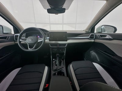 2026 Volkswagen Taos 1.5T SEL