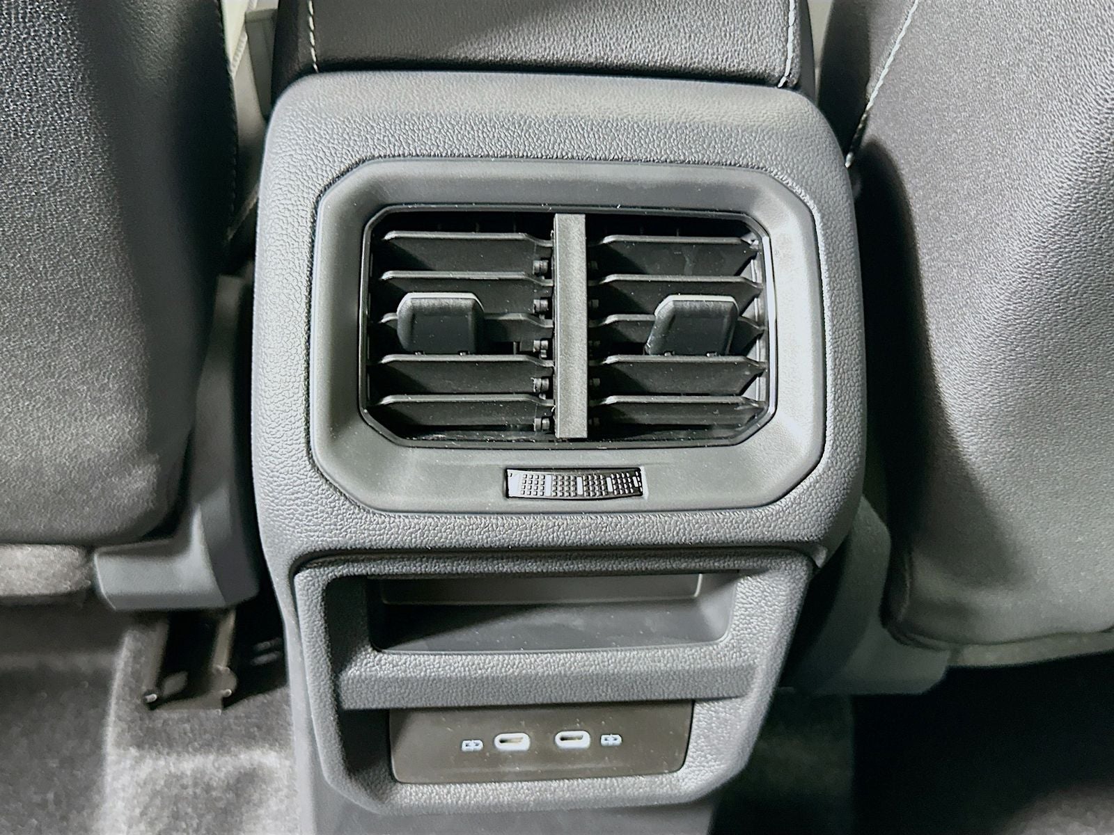 2026 Volkswagen Taos 1.5T SEL