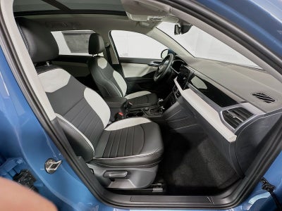 2026 Volkswagen Taos 1.5T SEL