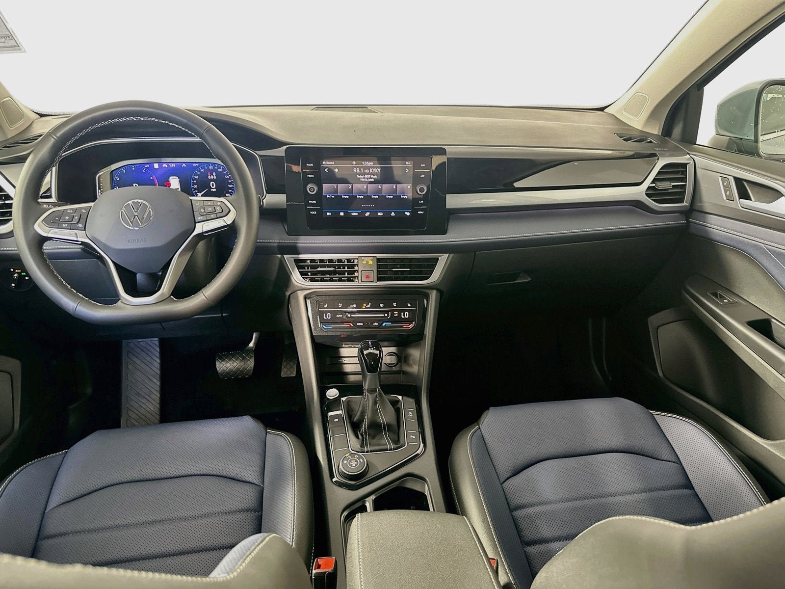 2027 Volkswagen Taos 1.5T SEL