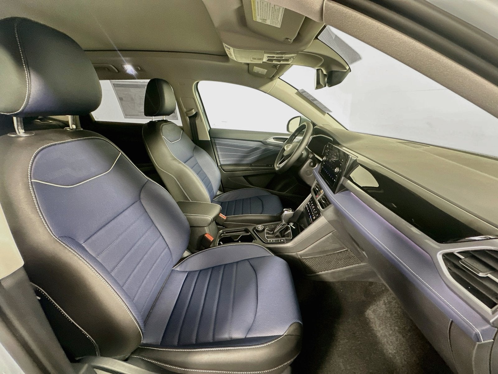 2027 Volkswagen Taos 1.5T SEL
