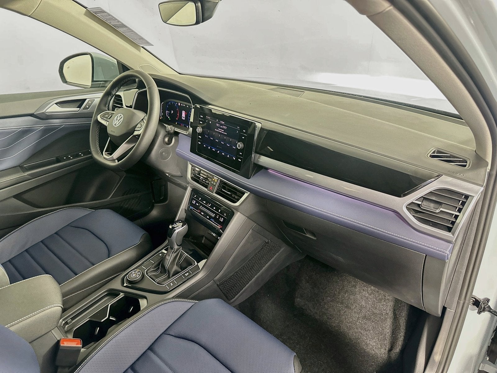 2027 Volkswagen Taos 1.5T SEL