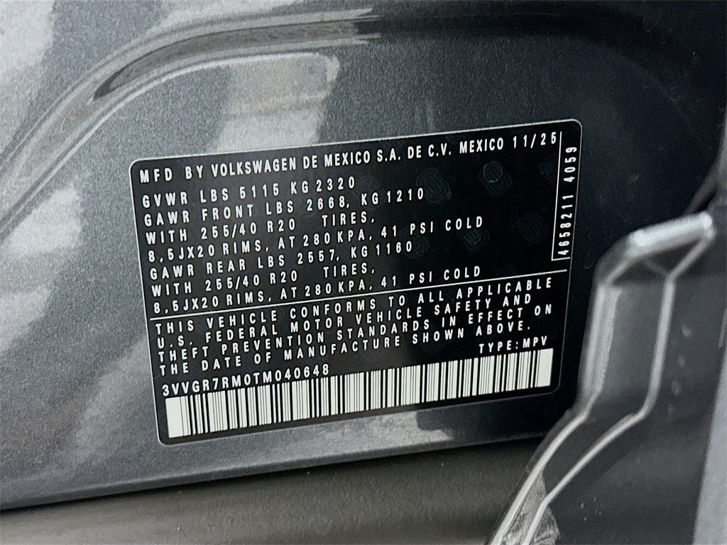 2026 Volkswagen Tiguan 2.0T SE R-Line Black