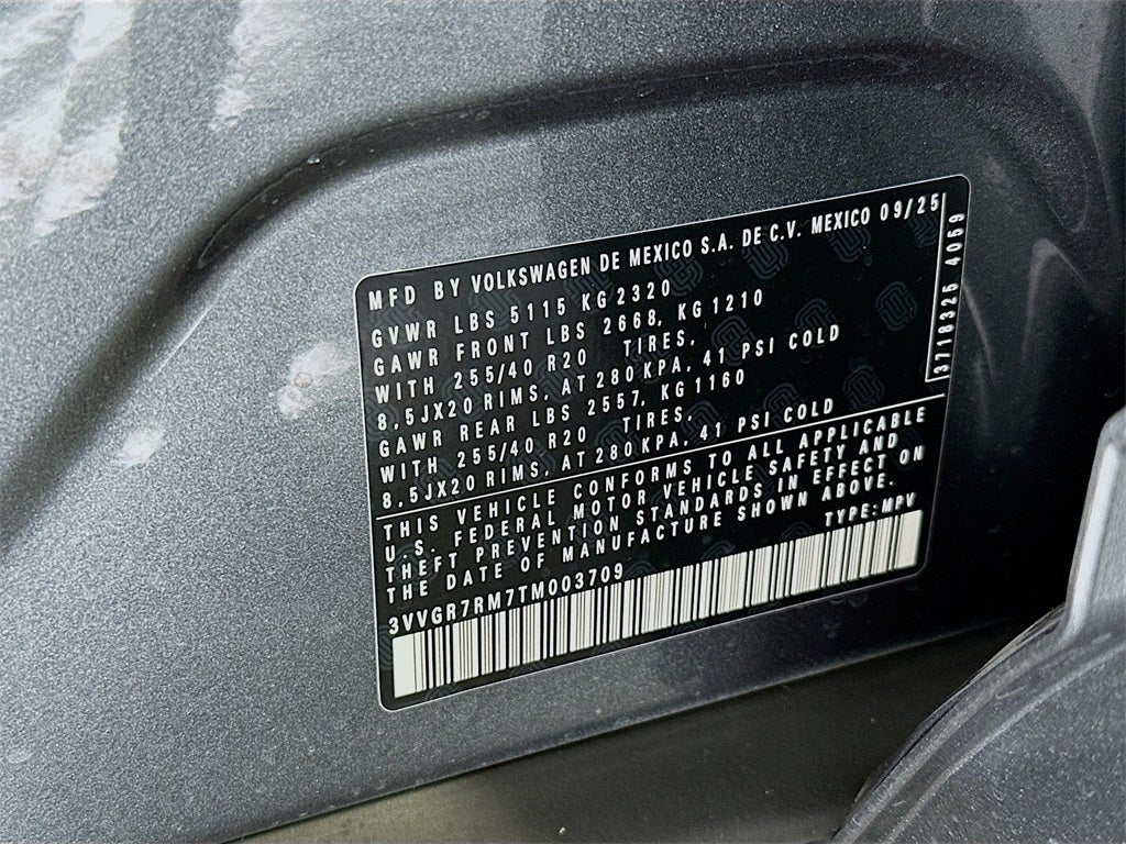 2026 Volkswagen Tiguan 2.0T SE R-Line Black