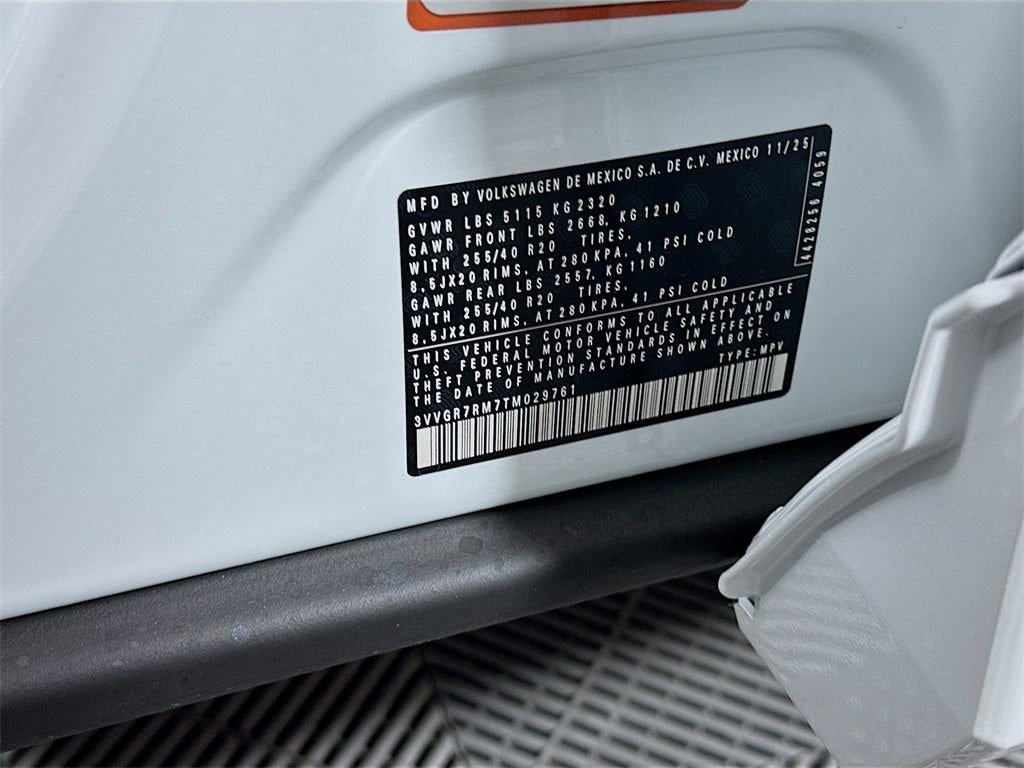 2026 Volkswagen Tiguan 2.0T SE R-Line Black