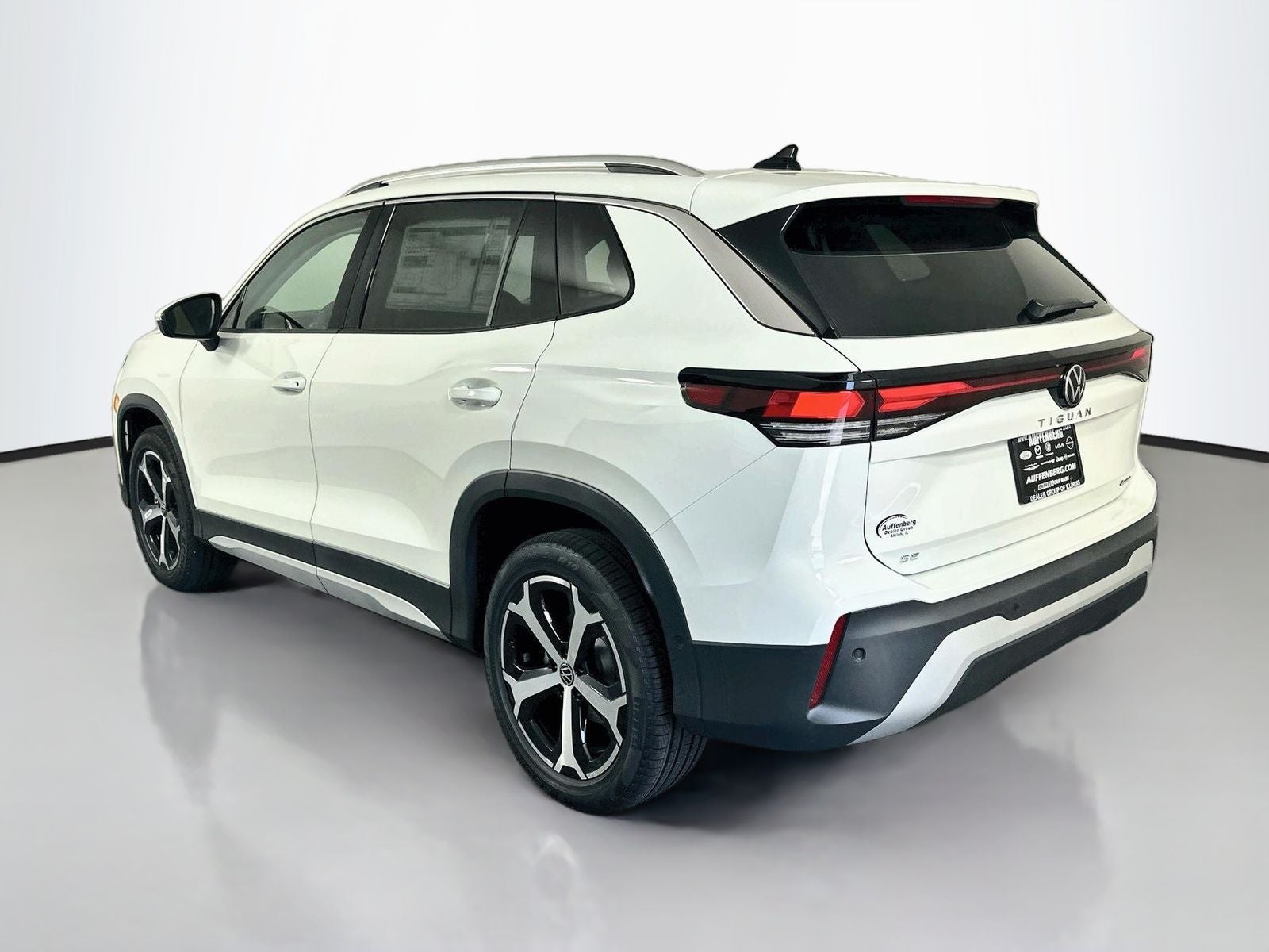 2026 Volkswagen Tiguan 2.0T SE