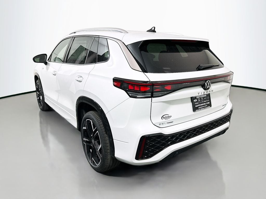 2026 Volkswagen Tiguan 2.0T SEL R-Line