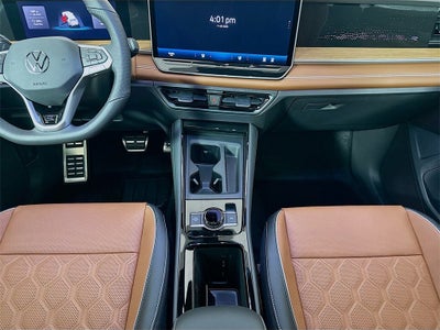 2026 Volkswagen Tiguan 2.0T SEL R-Line Turbo