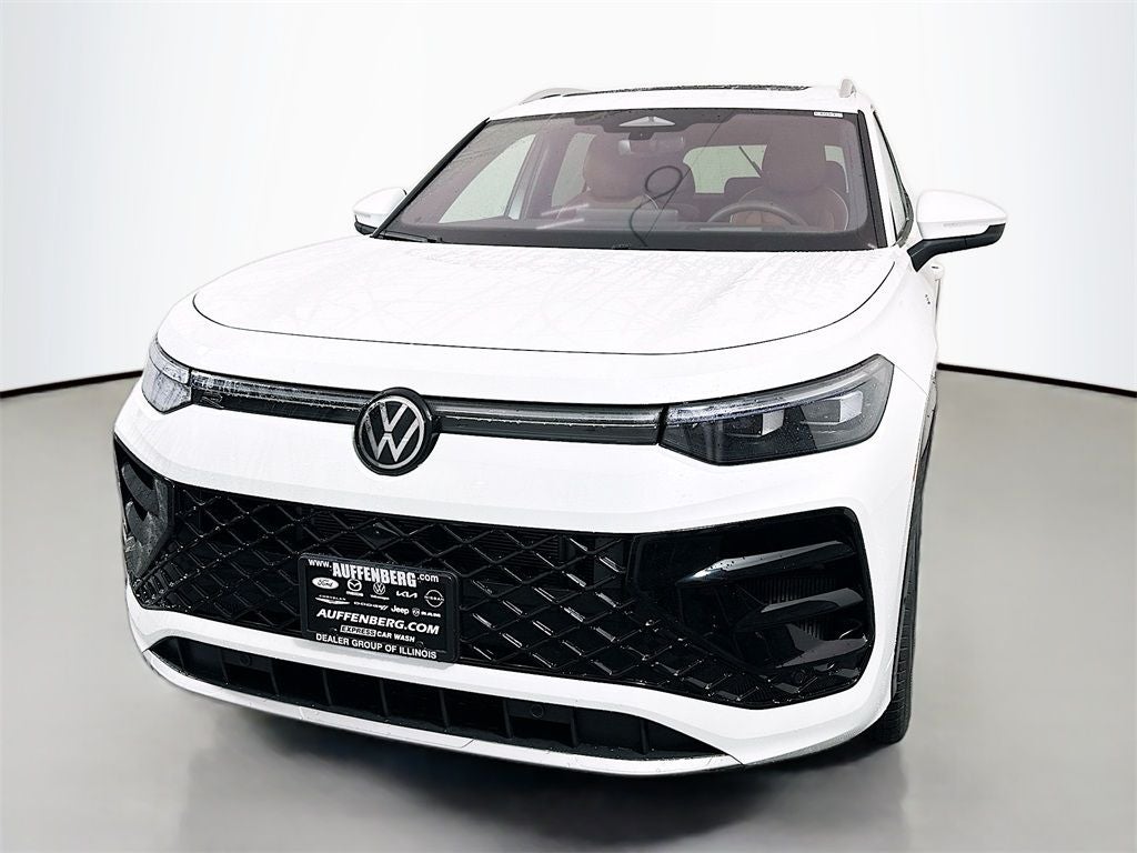 2026 Volkswagen Tiguan 2.0T SEL R-Line Turbo