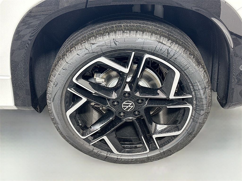 2026 Volkswagen Tiguan 2.0T SEL R-Line Turbo