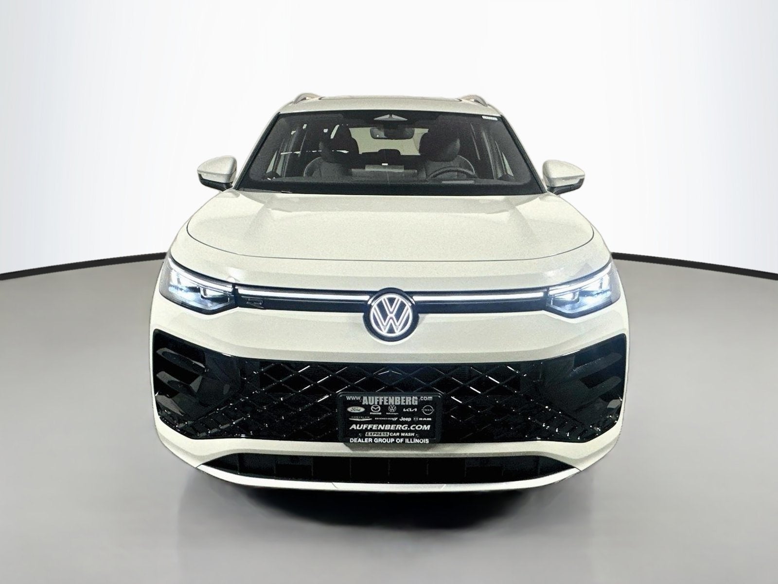 2026 Volkswagen Tiguan 2.0T SEL R-Line Turbo