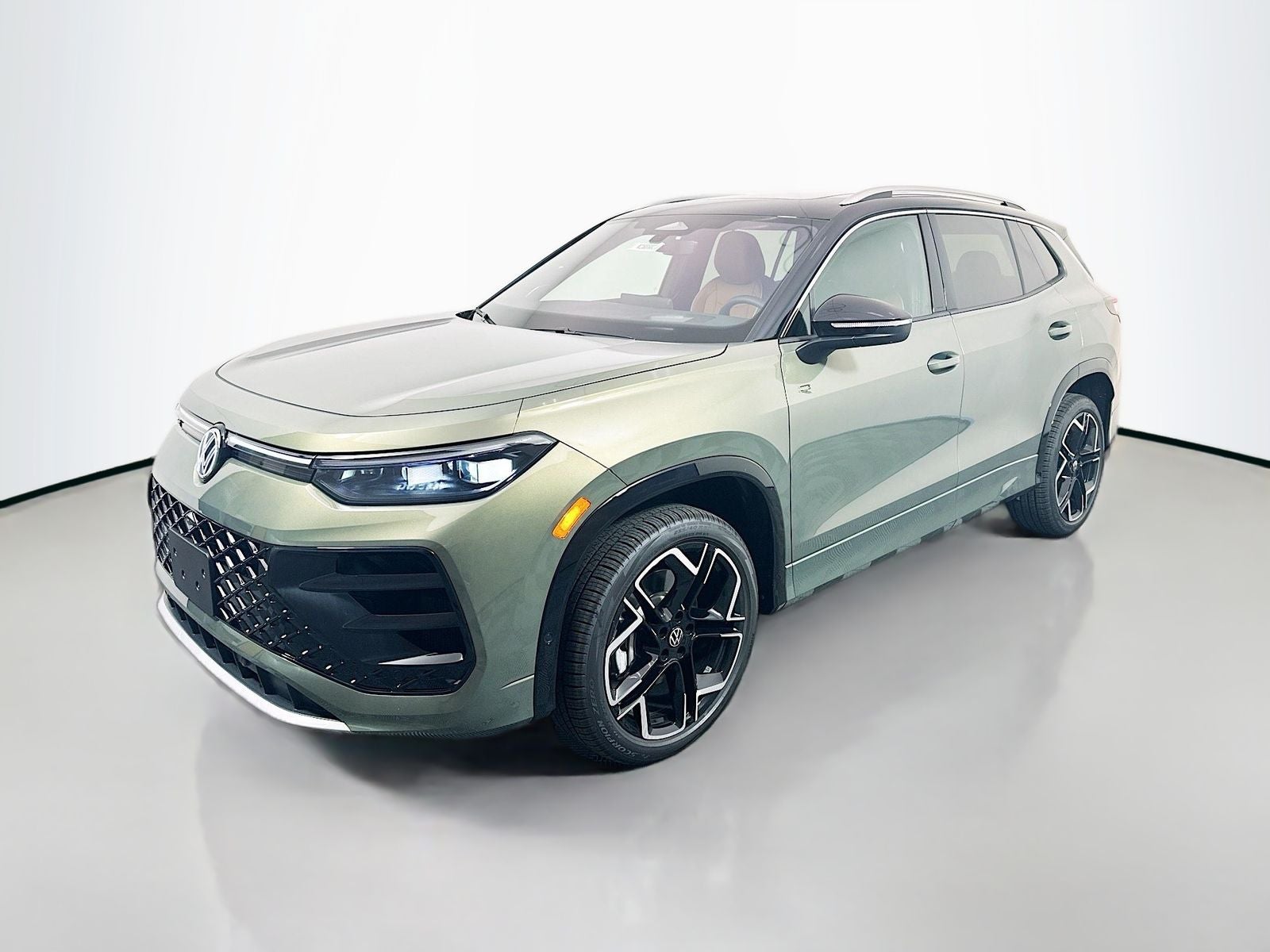 2026 Volkswagen Tiguan SEL R-Line Turbo 4MOTION