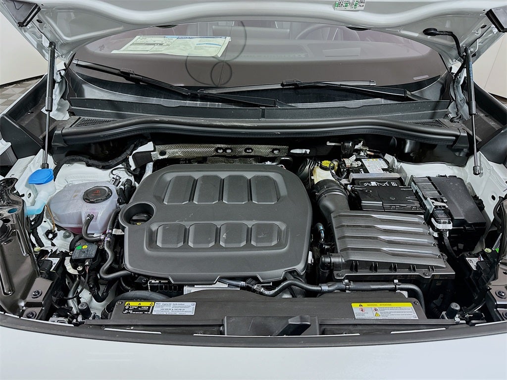 2026 Volkswagen Tiguan 2.0T SEL R-Line