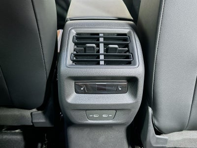 2026 Volkswagen Tiguan 2.0T SEL R-Line