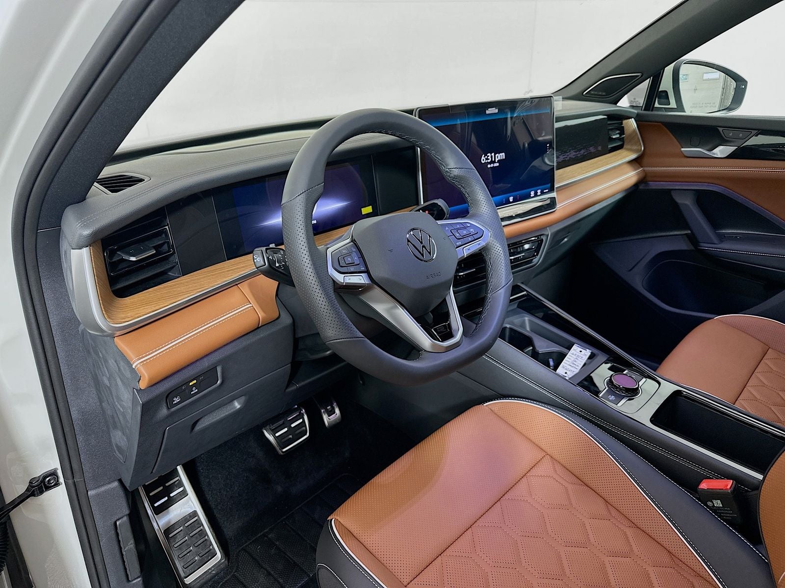 2026 Volkswagen Tiguan 2.0T SEL R-Line