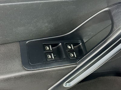 2013 Volkswagen Beetle Convertible 2.5L