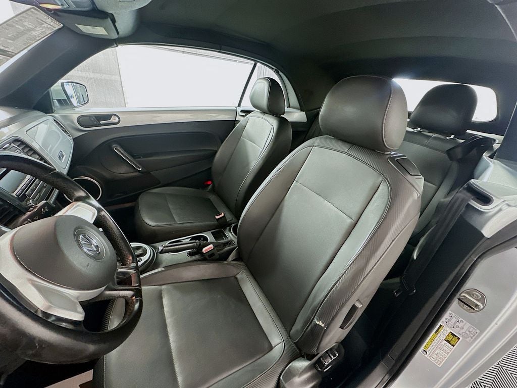 2013 Volkswagen Beetle Convertible 2.5L