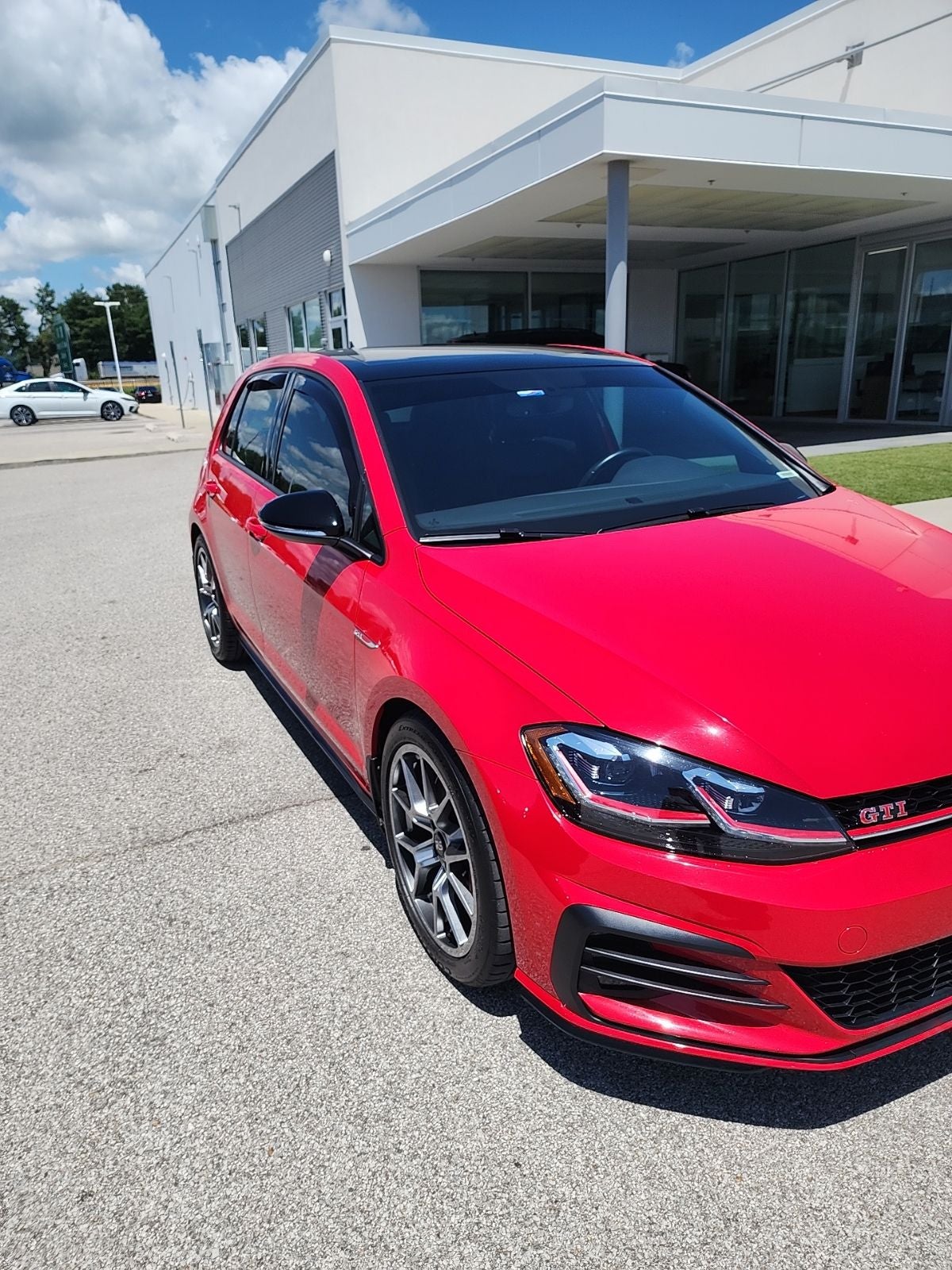 2021 Volkswagen Golf GTI SE