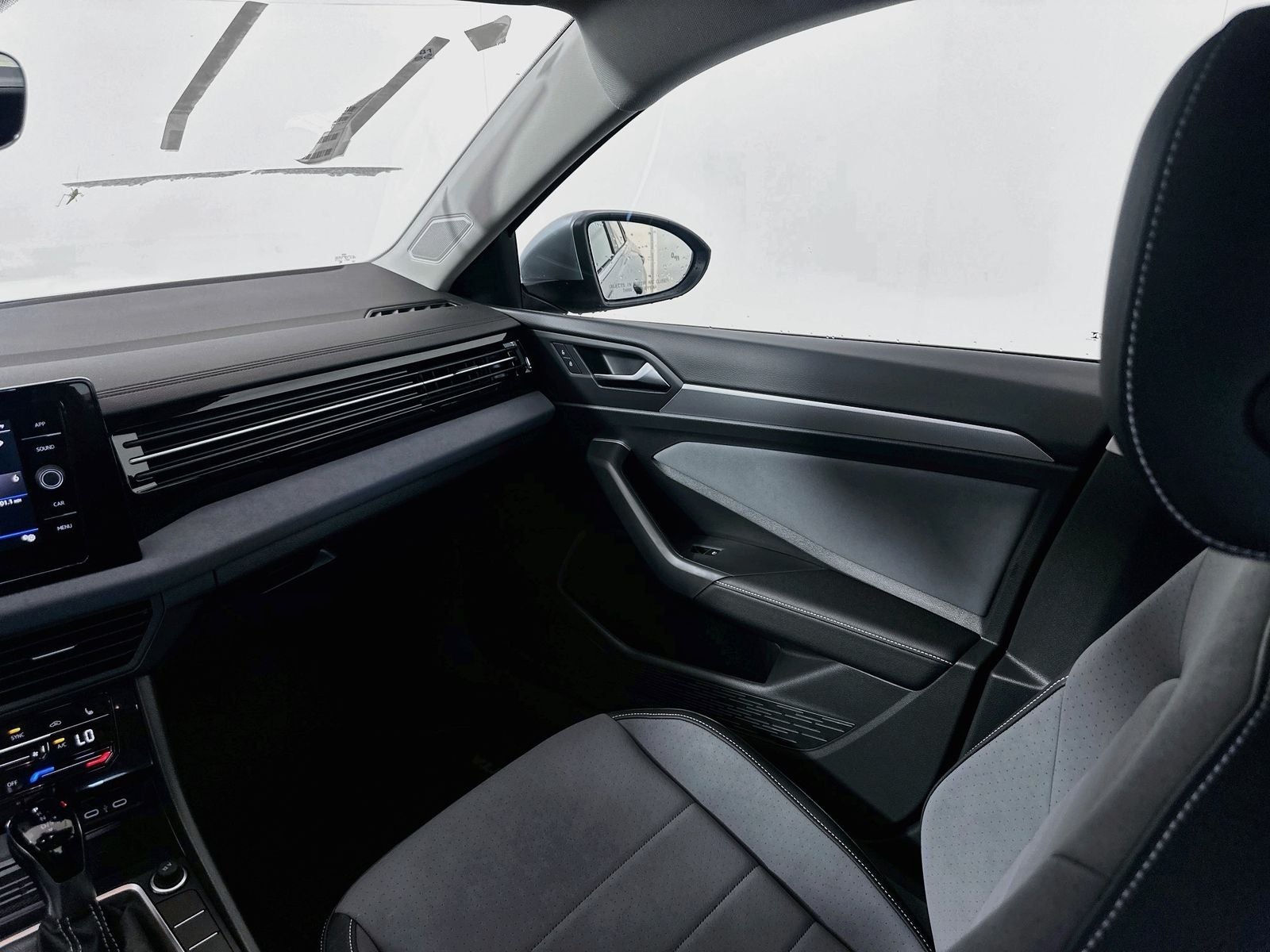 2027 Volkswagen Jetta 1.5T SE