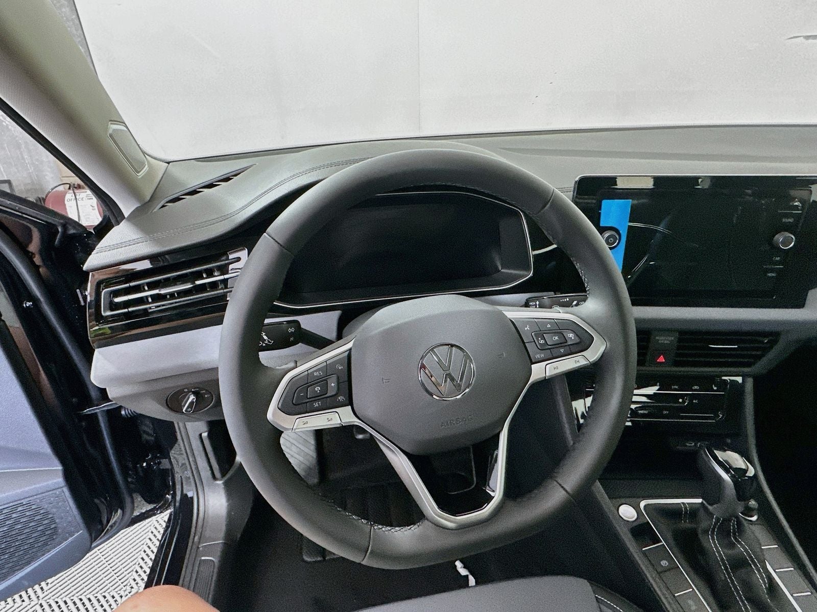 2027 Volkswagen Jetta 1.5T SE