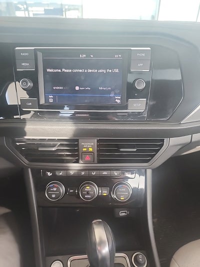 2019 Volkswagen Jetta R-Line