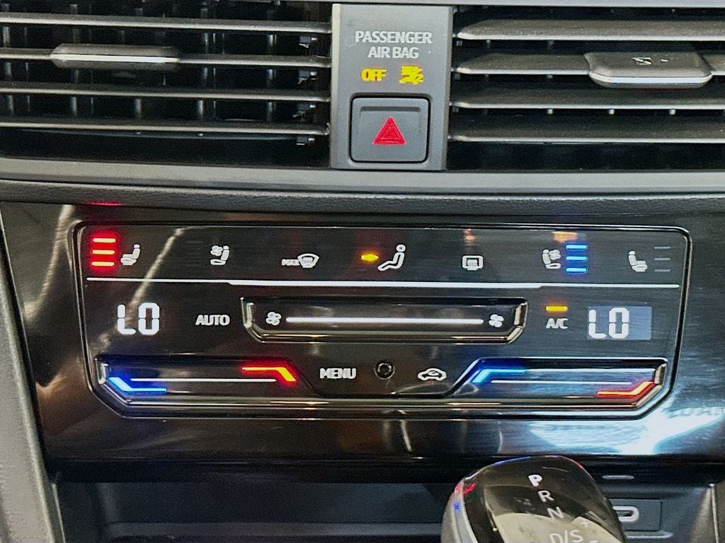 2025 Volkswagen Jetta SEL