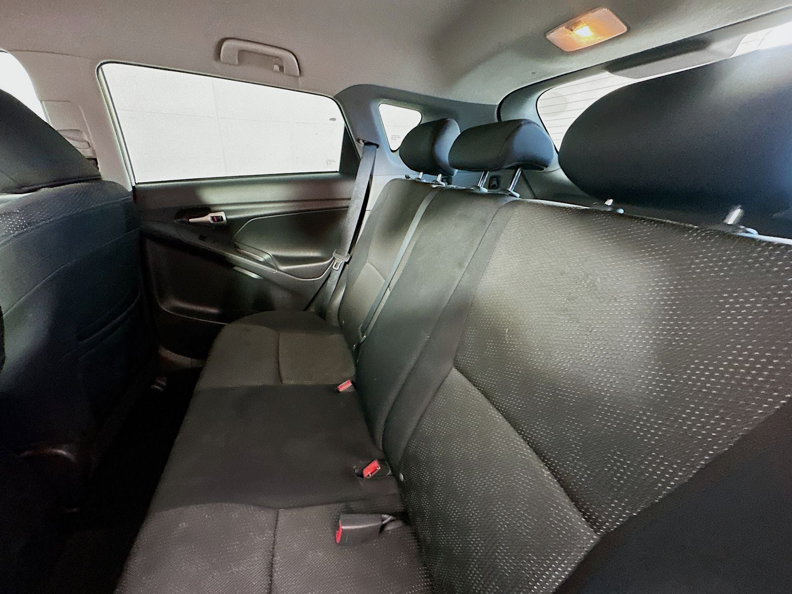 2010 Pontiac Vibe w/1SA