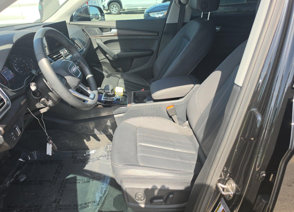 2023 Audi Q5 S line Premium
