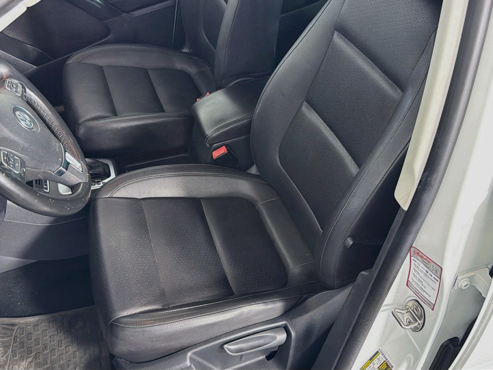 2014 Volkswagen Tiguan SE