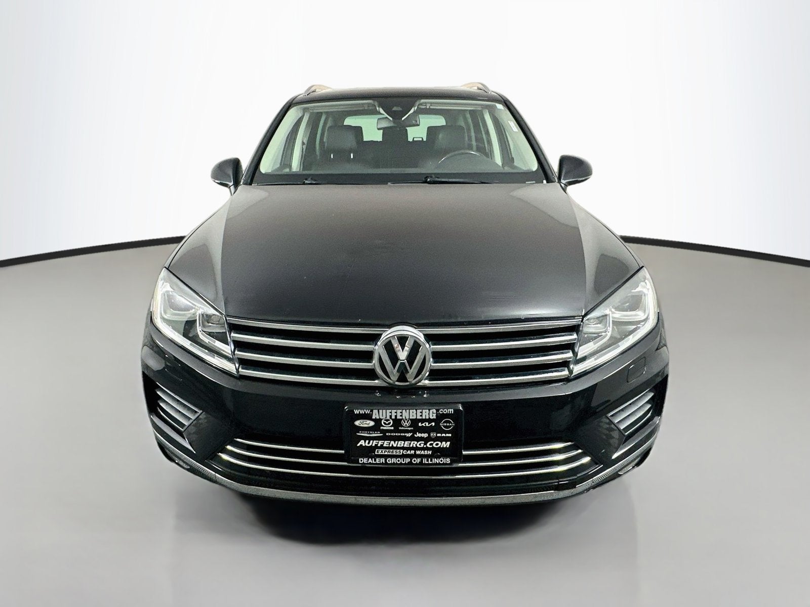Used 2016 Volkswagen Touareg Sport with VIN WVGEF9BP0GD012733 for sale in Shiloh, IL