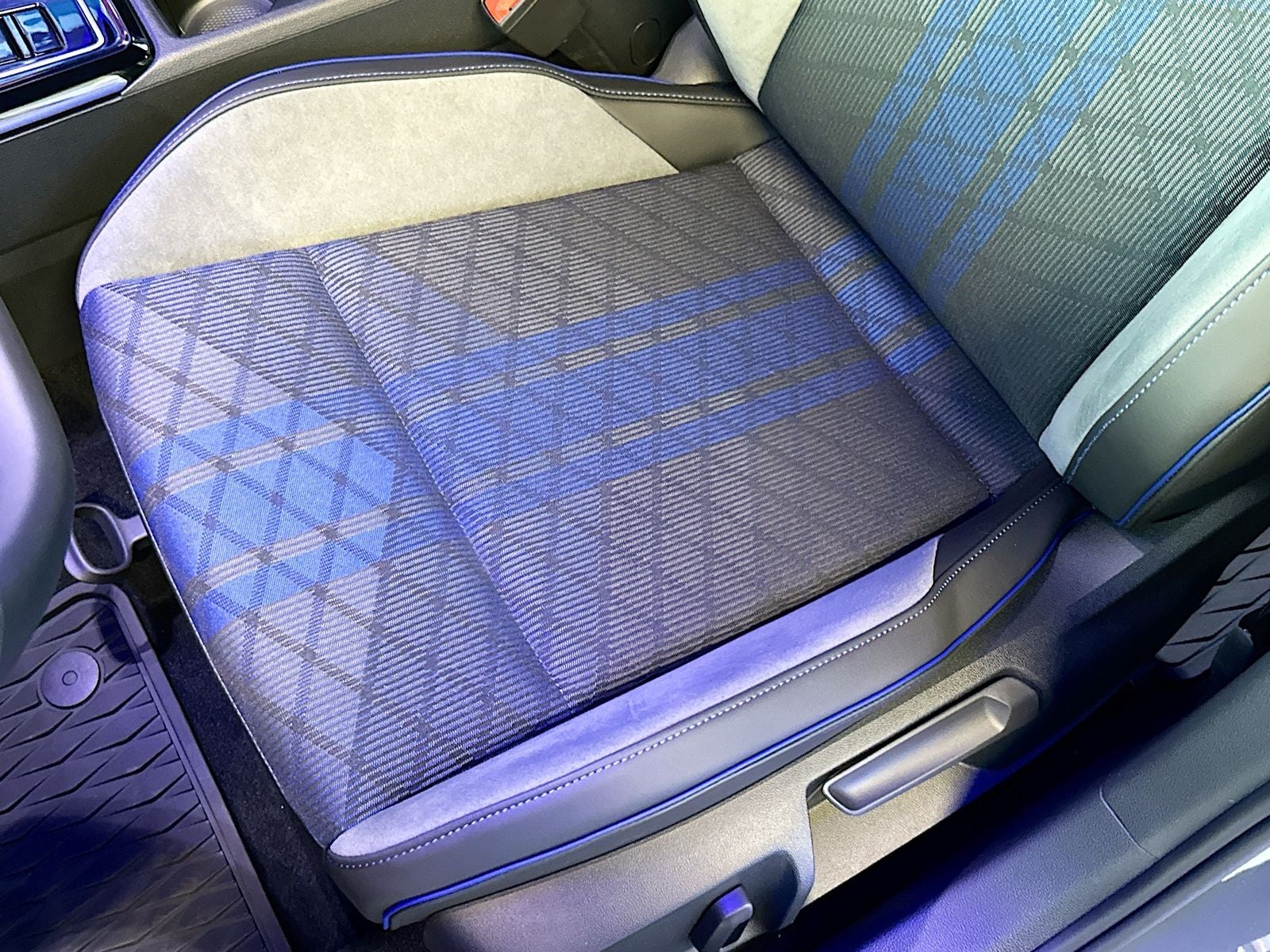 2026 Volkswagen Golf R 2.0T