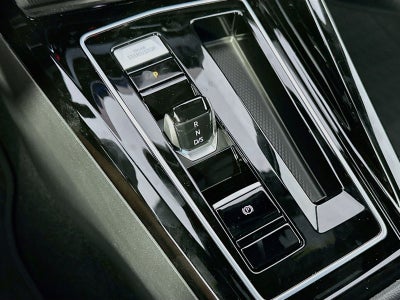 2026 Volkswagen Golf R 2.0T