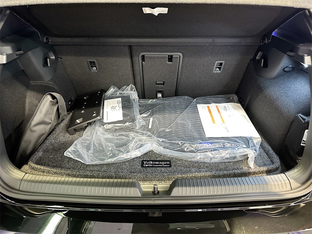 2026 Volkswagen Golf R 2.0T