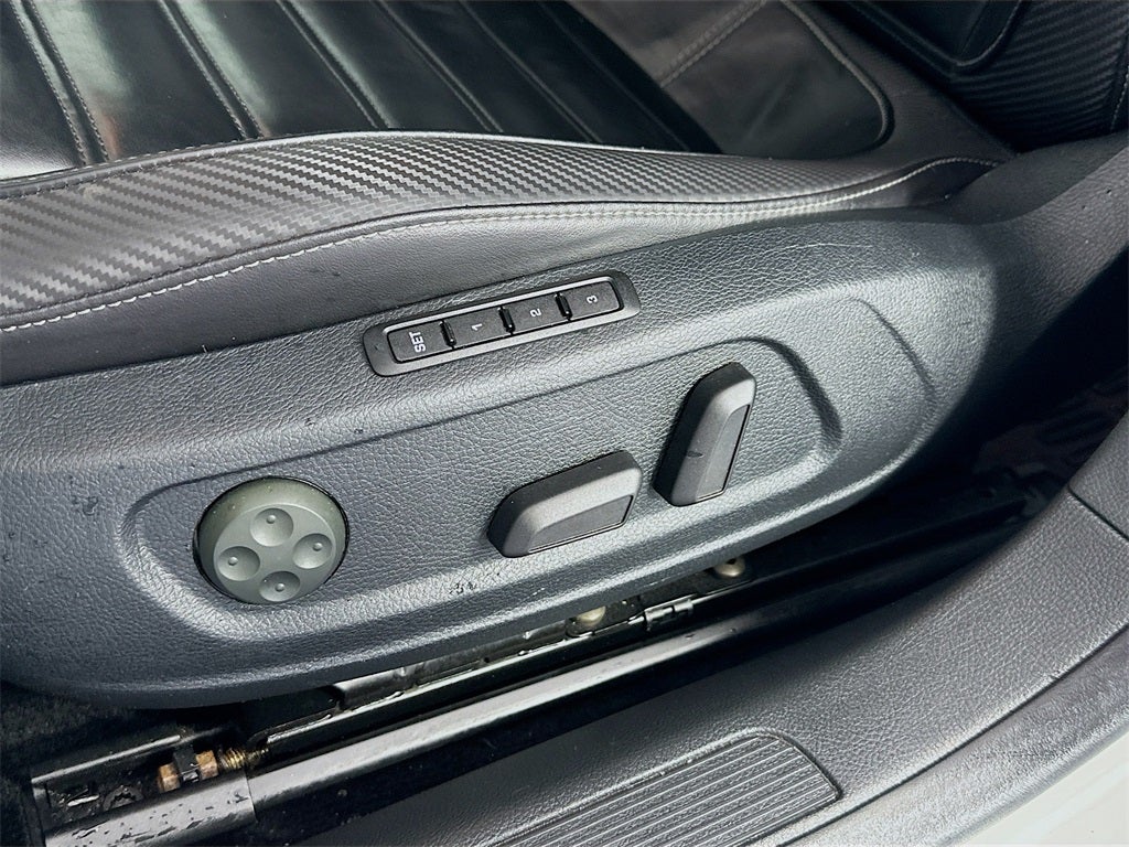 2017 Volkswagen CC R-Line 2.0T Executive w/Carbon