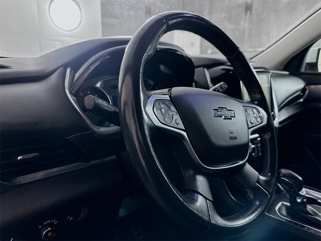 2021 Chevrolet Traverse RS