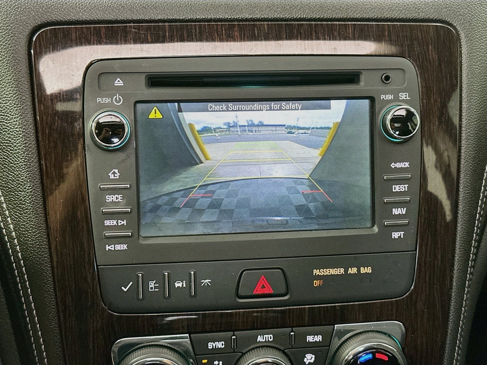 2017 Chevrolet Traverse 2LT 2LT