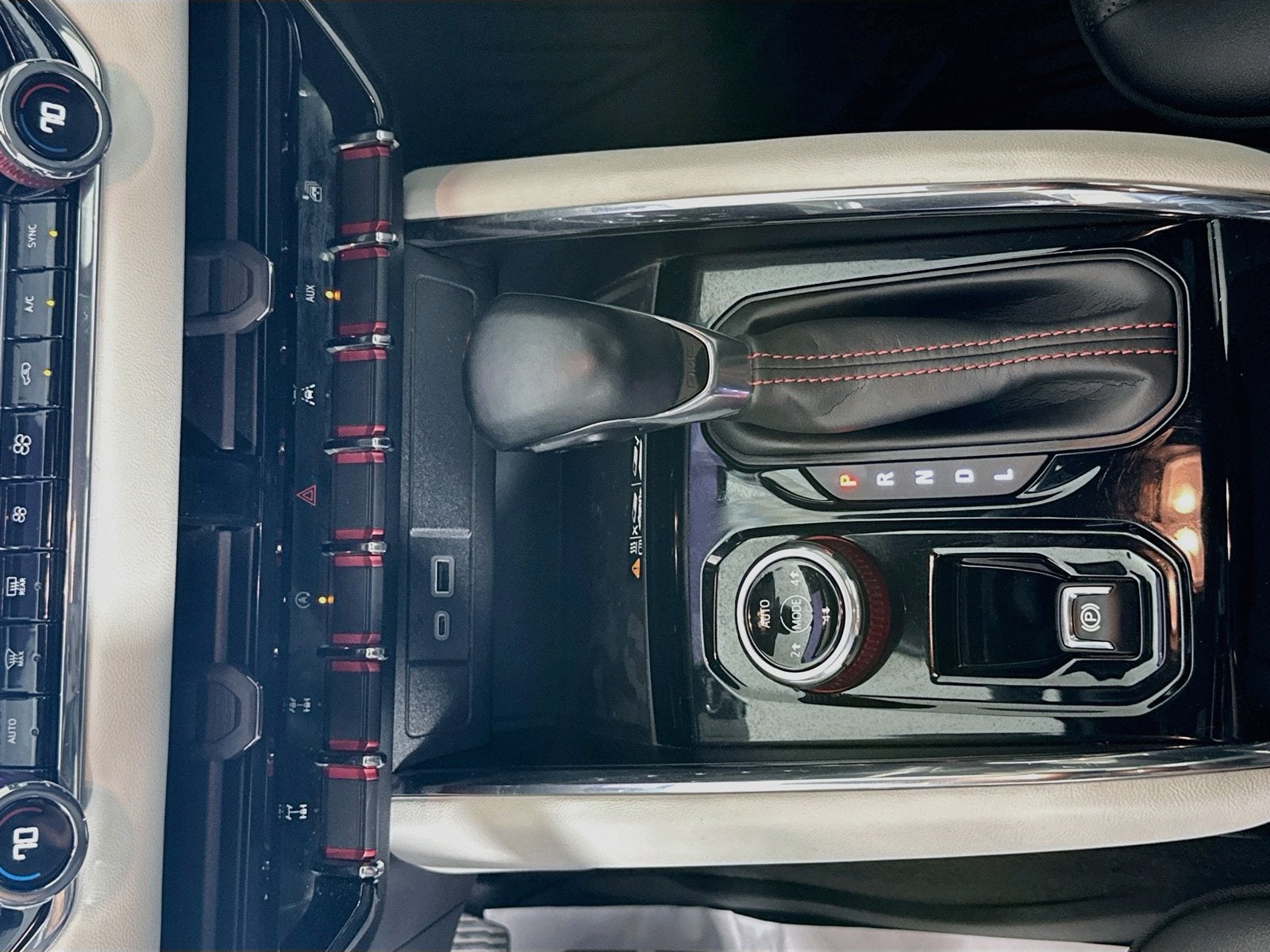 2023 GMC Canyon AT4X