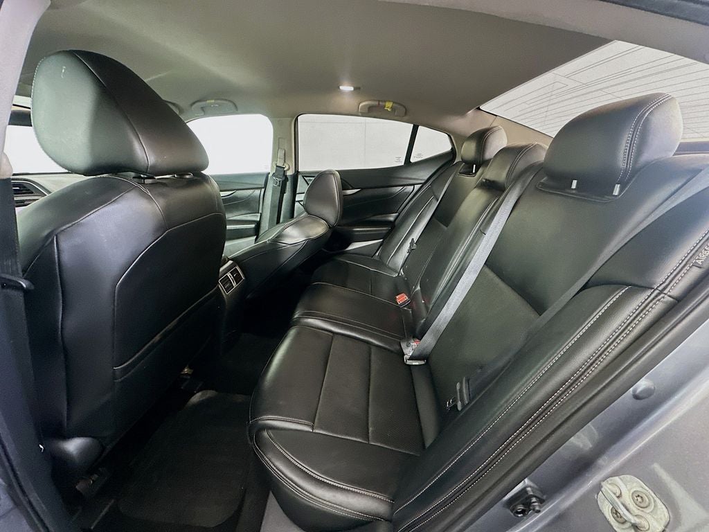 2021 Nissan Maxima SV