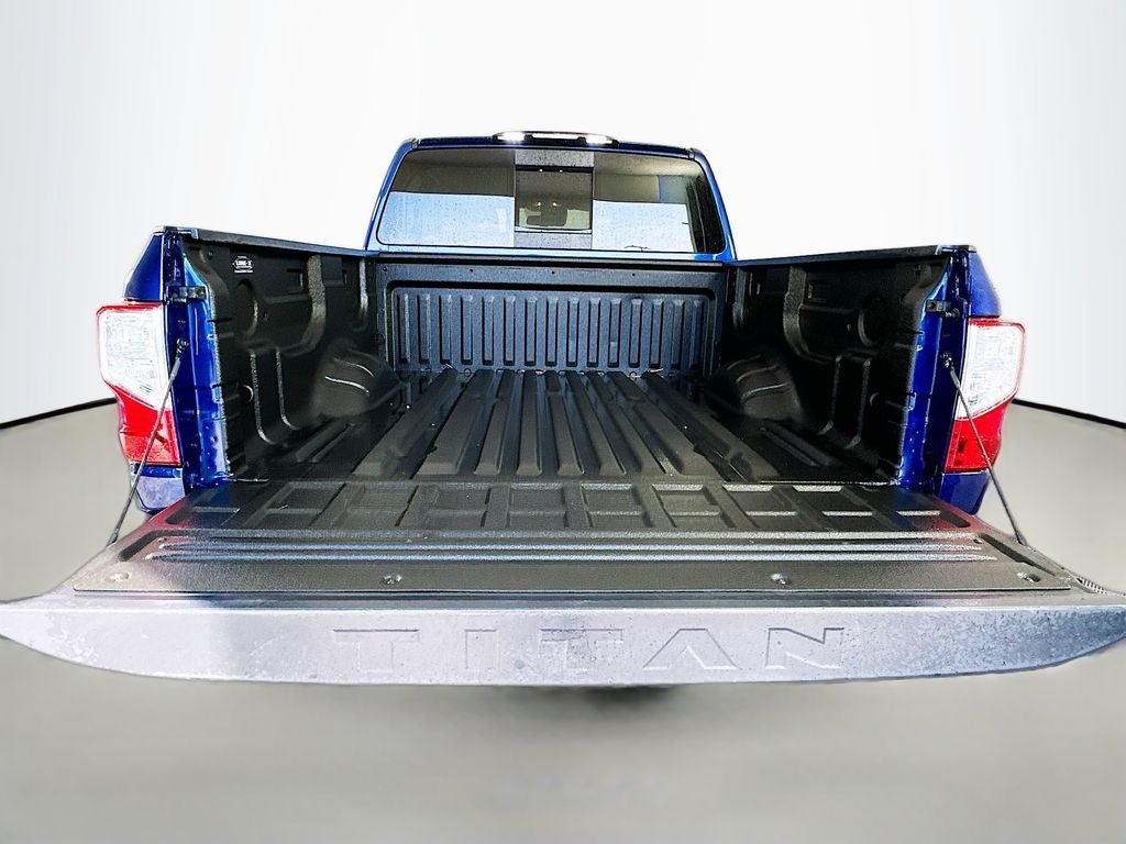 2021 Nissan Titan SV