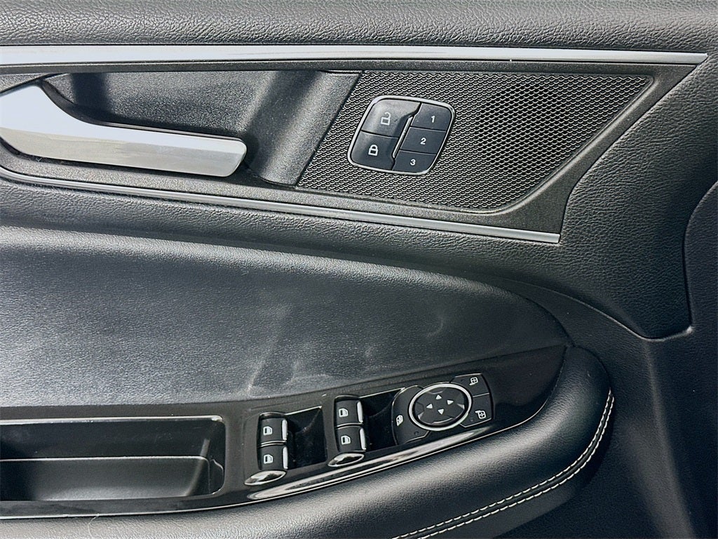 2016 Ford Edge Sport